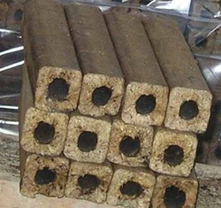 Fuel briquettes from coniferous and hard wood €0
